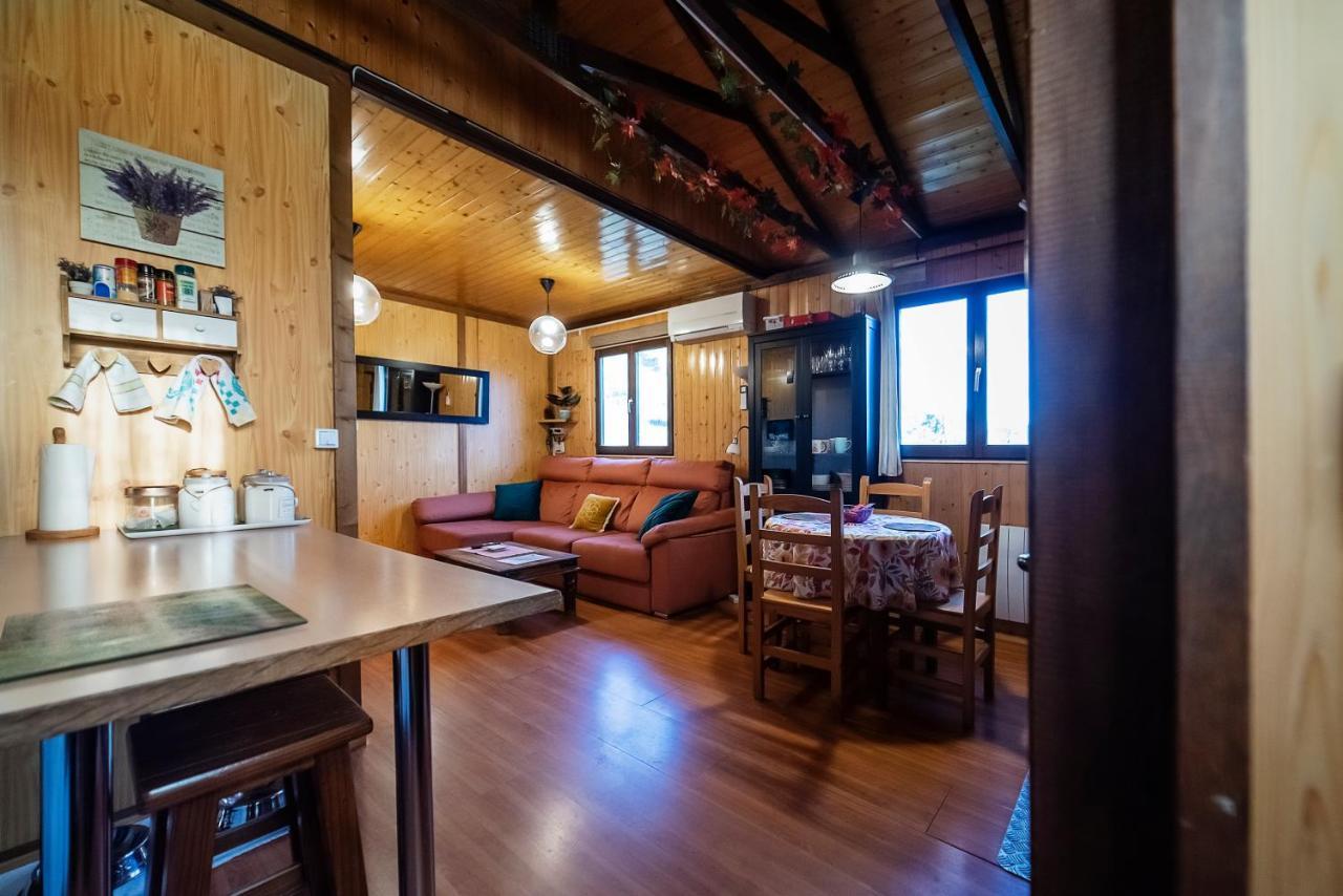 Casa Rural La Canadiense Log Cabin Vendégház Buenache de la Sierra Kültér fotó